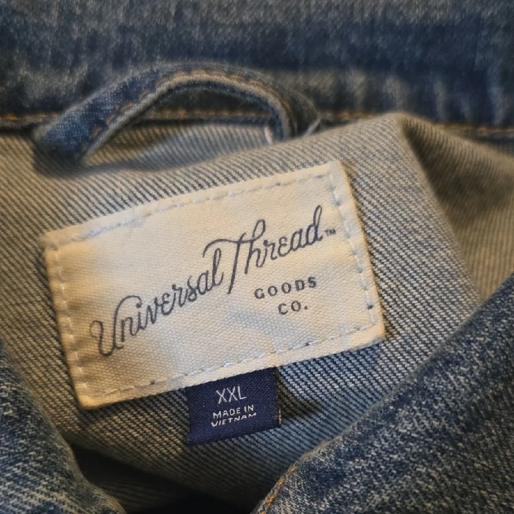 Universal Thread Blue Jean Jacket Timeless Style - Picture 8 of 10